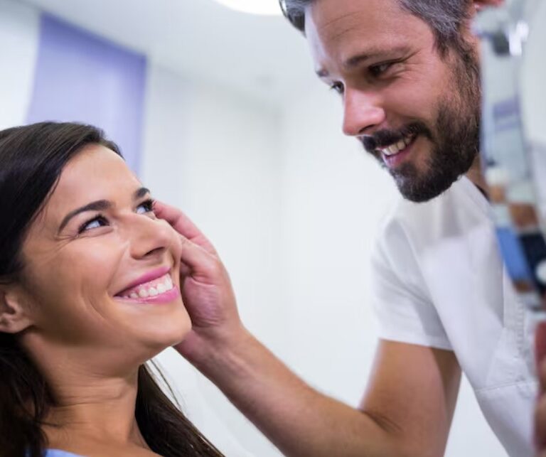 Formación en Blanqueamiento Dental Cosmético